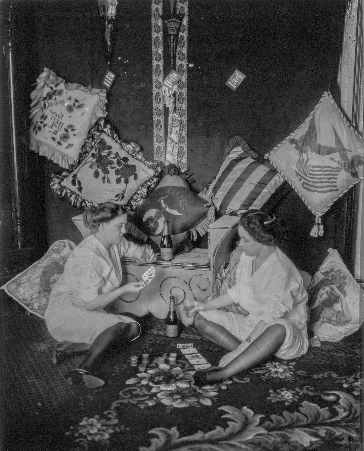 {{ product_title }} Fine Art Print | {{ product_vendor }} Jakero77 E. J. Bellocq - Girls Playing Cards Storyville Prostitutes (1911) Fine Art Print Art Print Jakero77