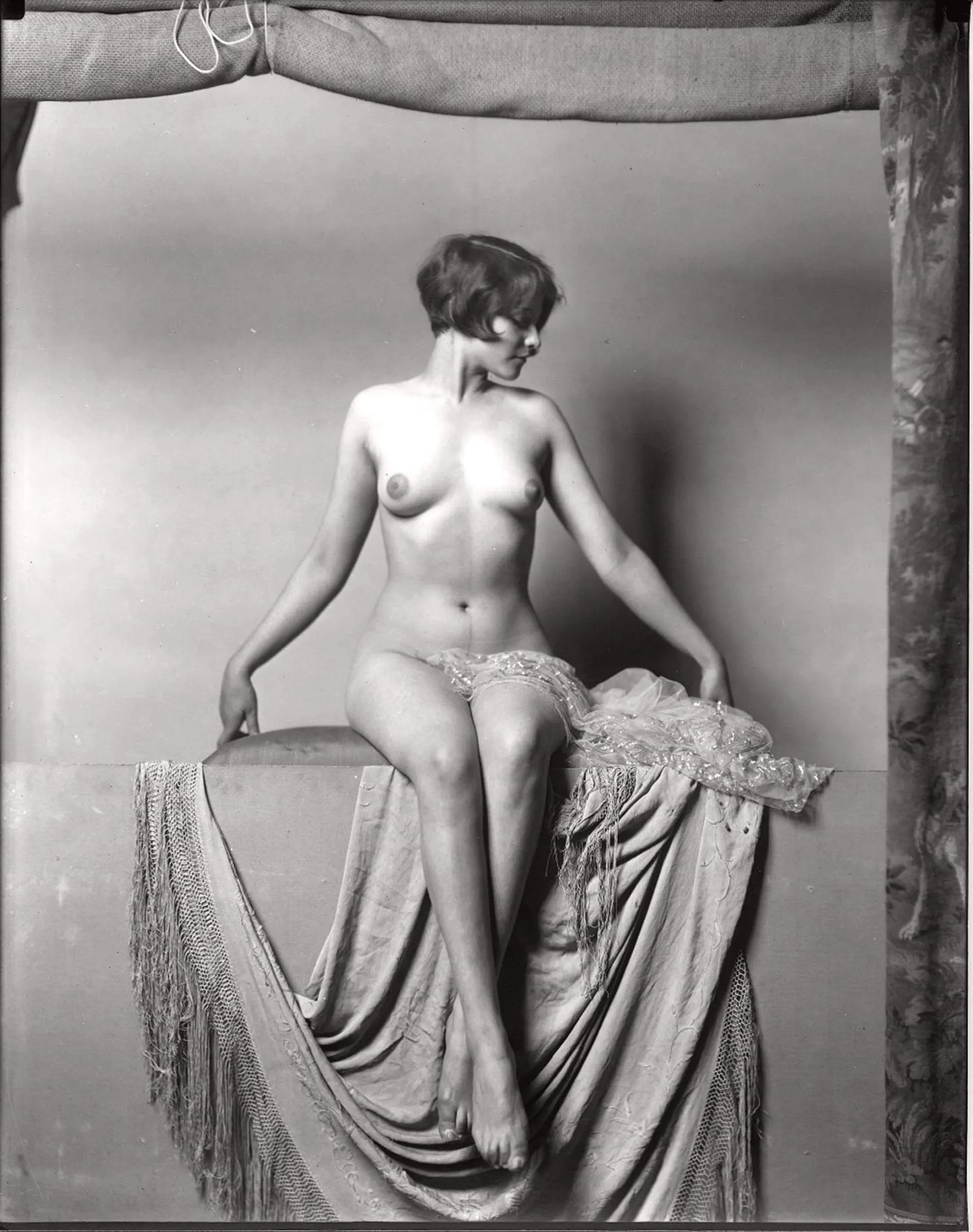 {{ product_title }} Fine Art Print | {{ product_vendor }} Jakero77 Alfred Cheney Johnston - Nude Girl Ziegfeld Follies 1920s - 17" x 22" Art Print Art Print Jakero77