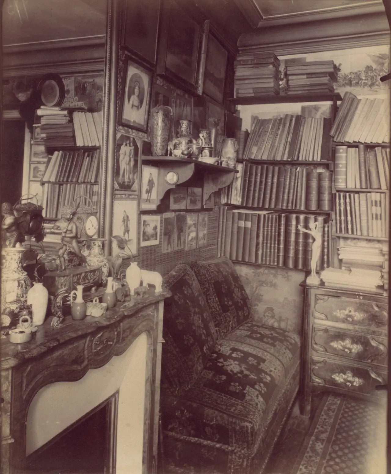 {{ product_title }} Fine Art Print | {{ product_vendor }} Jakero77 Eugene Atget -  Intérieur Rue de Vaugirard (1910) Fine Art Print Art Print  Jakero77