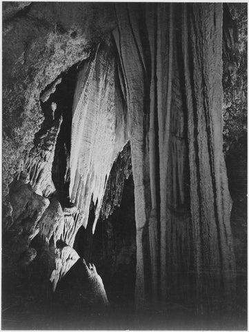 Ansel Adams - Stalactite in Queen's Chamber Carlsbad Caverns (1941) - 17"x22" Print