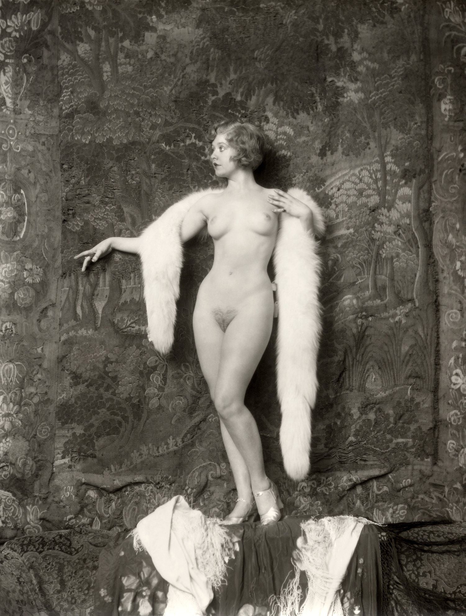 Alfred Cheney Johnston - Nude Ziegfeld Follies Girl Posing (1920s) Fur - 17" x 22" Fine Art Print