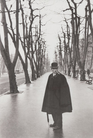 Henri Cartier Bresson - 1932 Man in Cap on Street in Marseilles - 17" x 22" Print