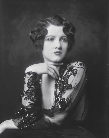 Alfred Cheney Johnston - Jean Ackerman Glamour Photo 1920s - 17" x 22" Art Print