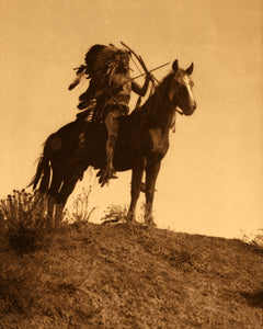 Edward Curtis - Ready for the Charge Apsaroke Crow Indian (1908) - 17"x22" Print