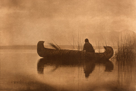 Edward Curtis - Kutenai Duck Hunter (1910) Native American - 17" x 22" Art Print