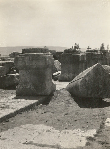 Karl Gröber - Israel Capernaum Synagogue Ruins (1926) - 17" x 22" Fine Art Print