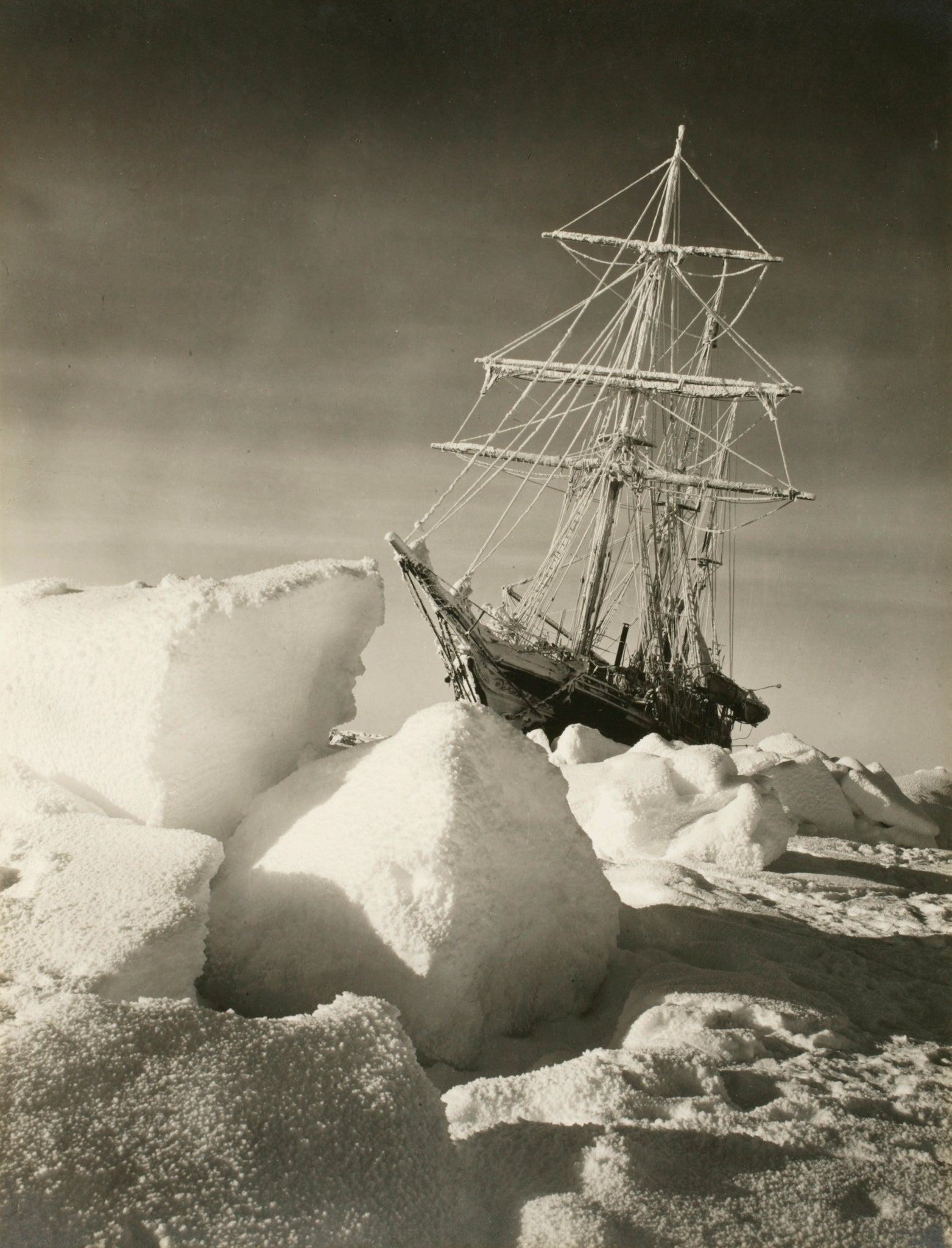 Frank Hurley - Sun Rising on Endurance Antarctica (1914) - 17" x 22" Art Print