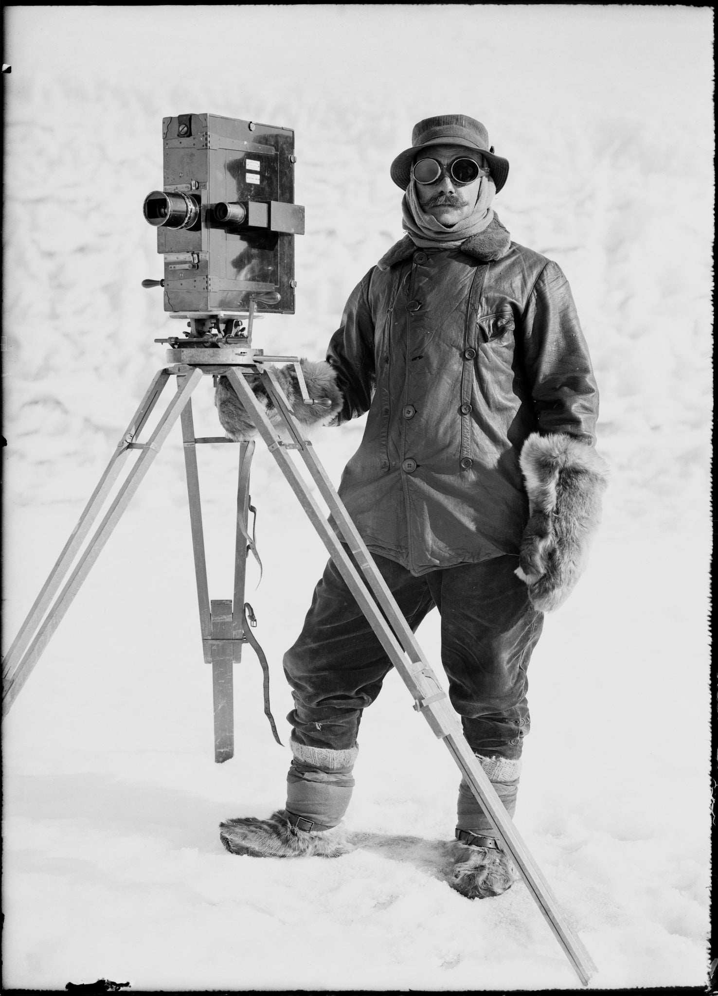 Herbert Ponting - Photographer Terra Nova Expedition Antarctica (1910) - 17"x22" Fine Art Print