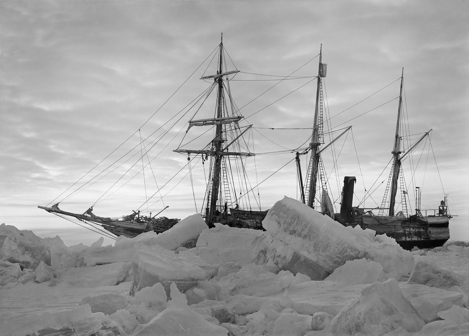 Frank Hurley - Endurance Ship at Dawn After Winter (1914) - 17" x 22" Art Print