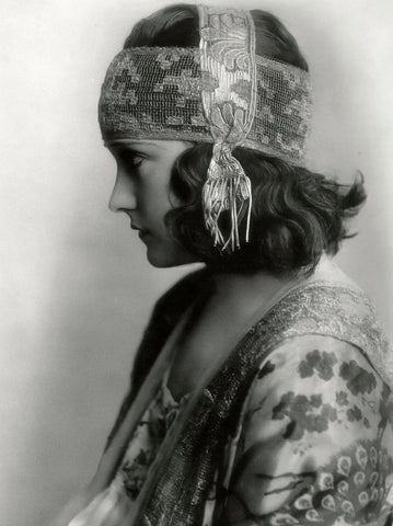 {{ product_title }} Fine Art Print | {{ product_vendor }} Jakero77 Alfred Cheney Johnston - Gloria Swanson (1918) Vintage Hollywood - 17" x 22" Print Art Print  Jakero77