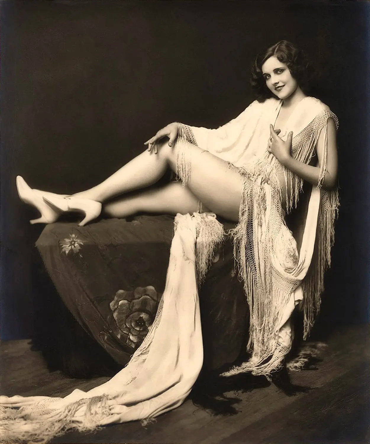 {{ product_title }} Fine Art Print | {{ product_vendor }} Jakero77 Alfred Cheney Johnston - Mary Lange Semi Nude 1920s Ziegfeld - 17"x22" Art Print Art Print  Jakero77