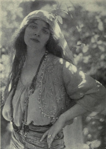 {{ product_title }} Fine Art Print | {{ product_vendor }} Jakero77 Edward Weston - Gypsy Portrait (1916) - 17" x 22" Fine Art Print Art Print  Jakero77